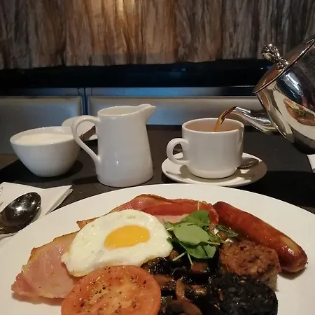 Hotel Maryborough & 4*